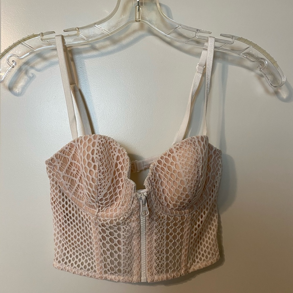 Victoria’s Secret Sexy Bralette 32C
